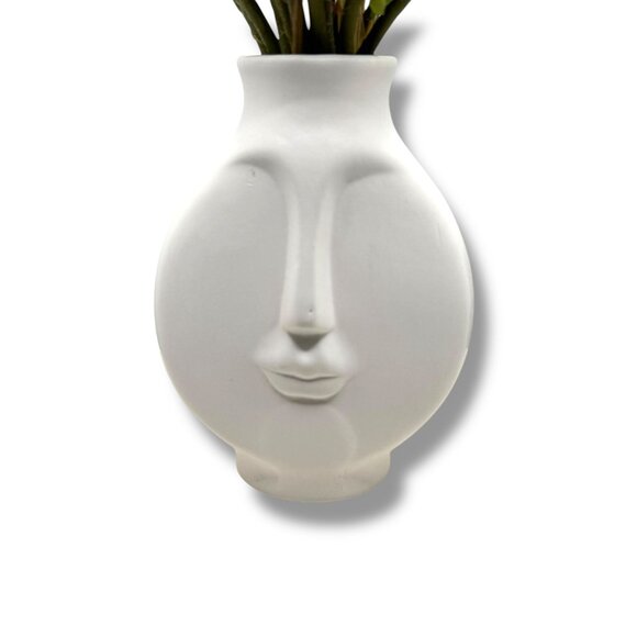 Modern White Ceramic Face Vase - Picture 1 of 9